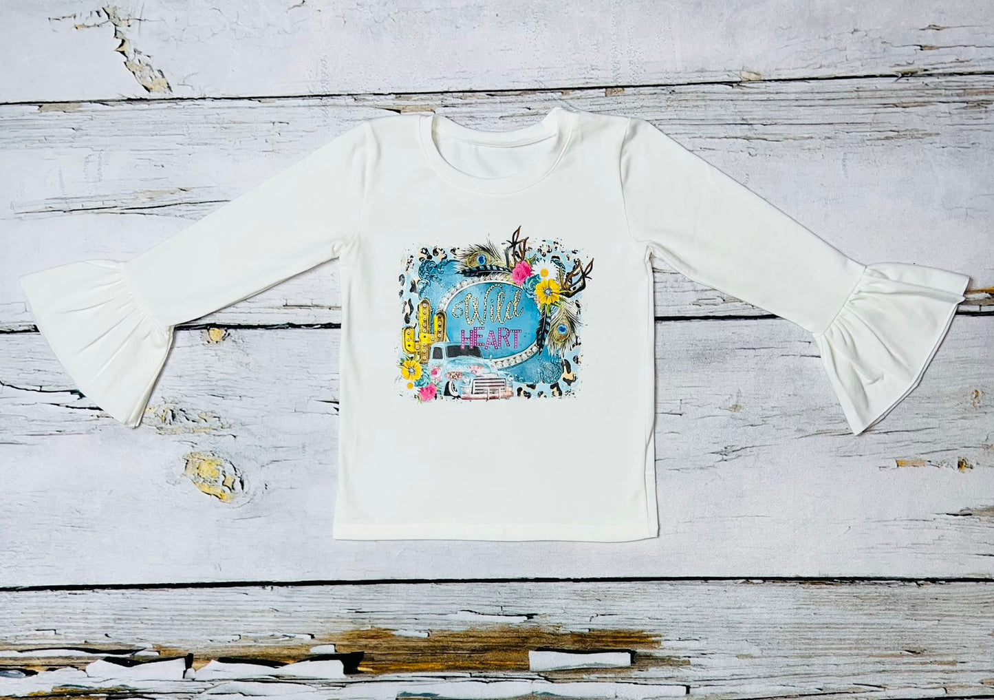 "Wild Heart" white w/a vintage truck long sleeve bell top DLH0913-10