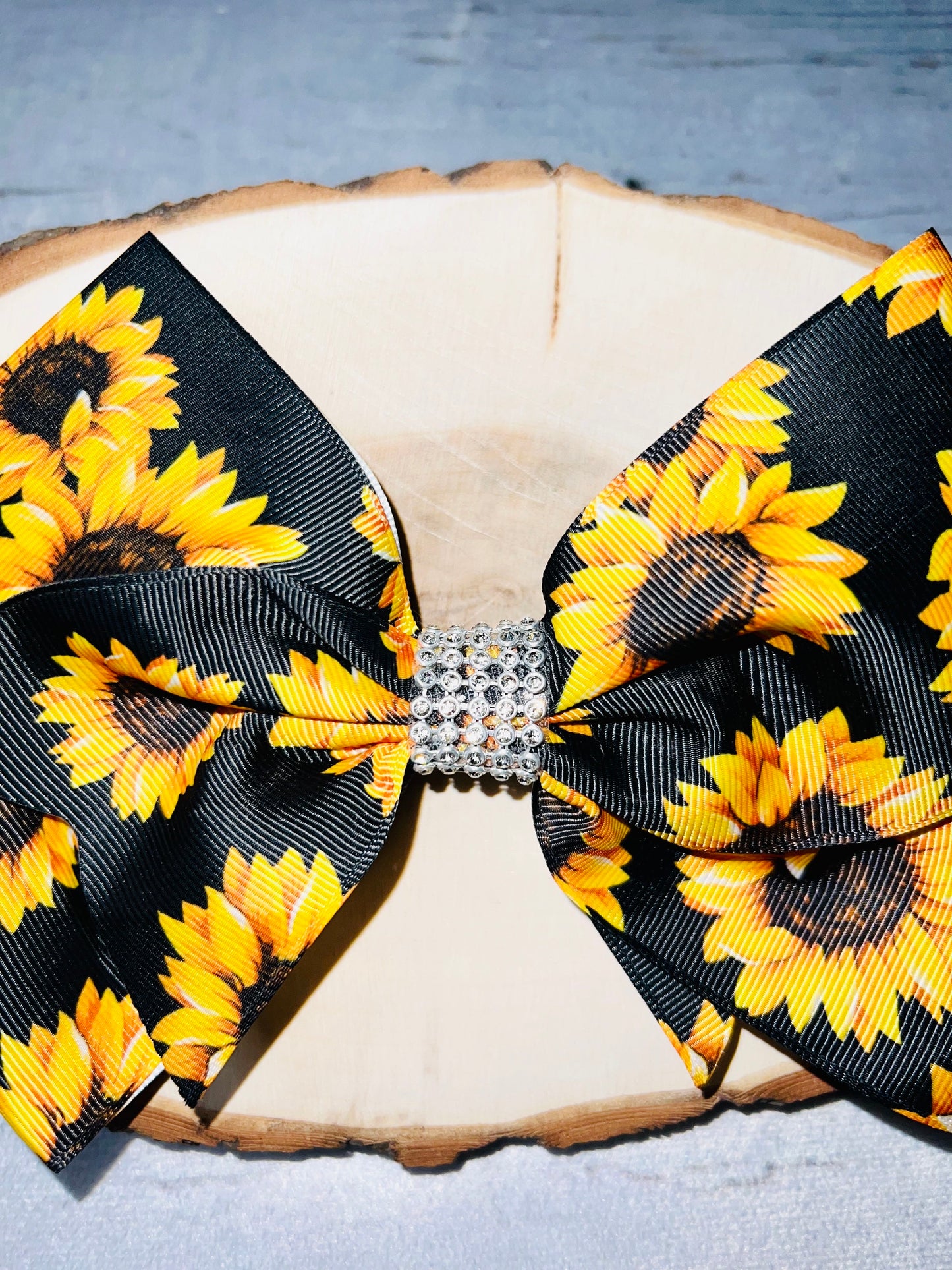 Black sunflowers print 7.5" hair bow (set of 4pcs for $9.99) DLH0824-29